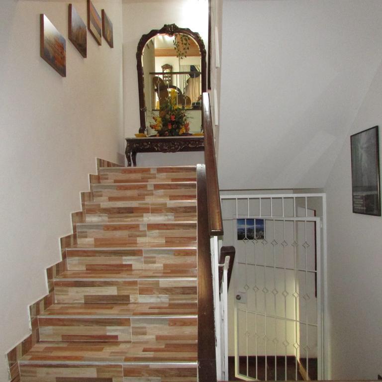 Casa De Huespedes Shalom Victoria Guest House Bogota Exterior photo